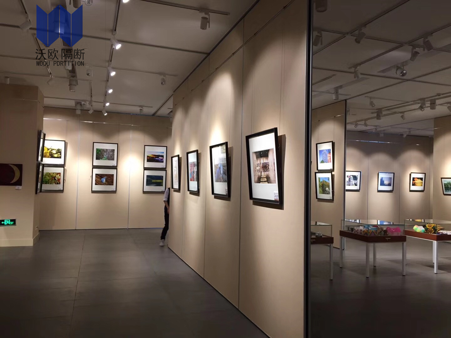 貴陽折疊活動屏風(fēng)生產(chǎn)廠家