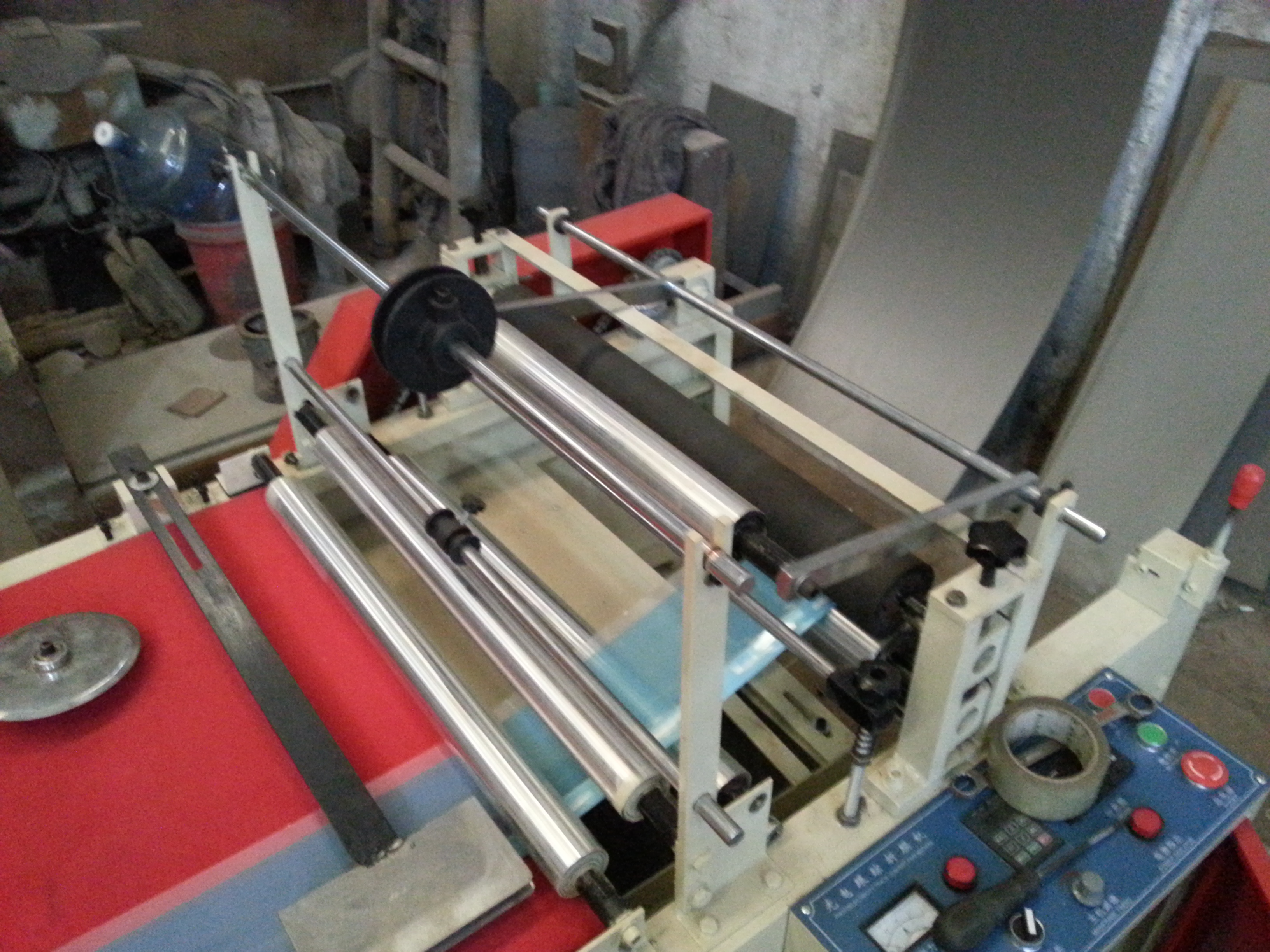 三角雙折平式折邊機(jī)  雙折平式折邊機(jī)