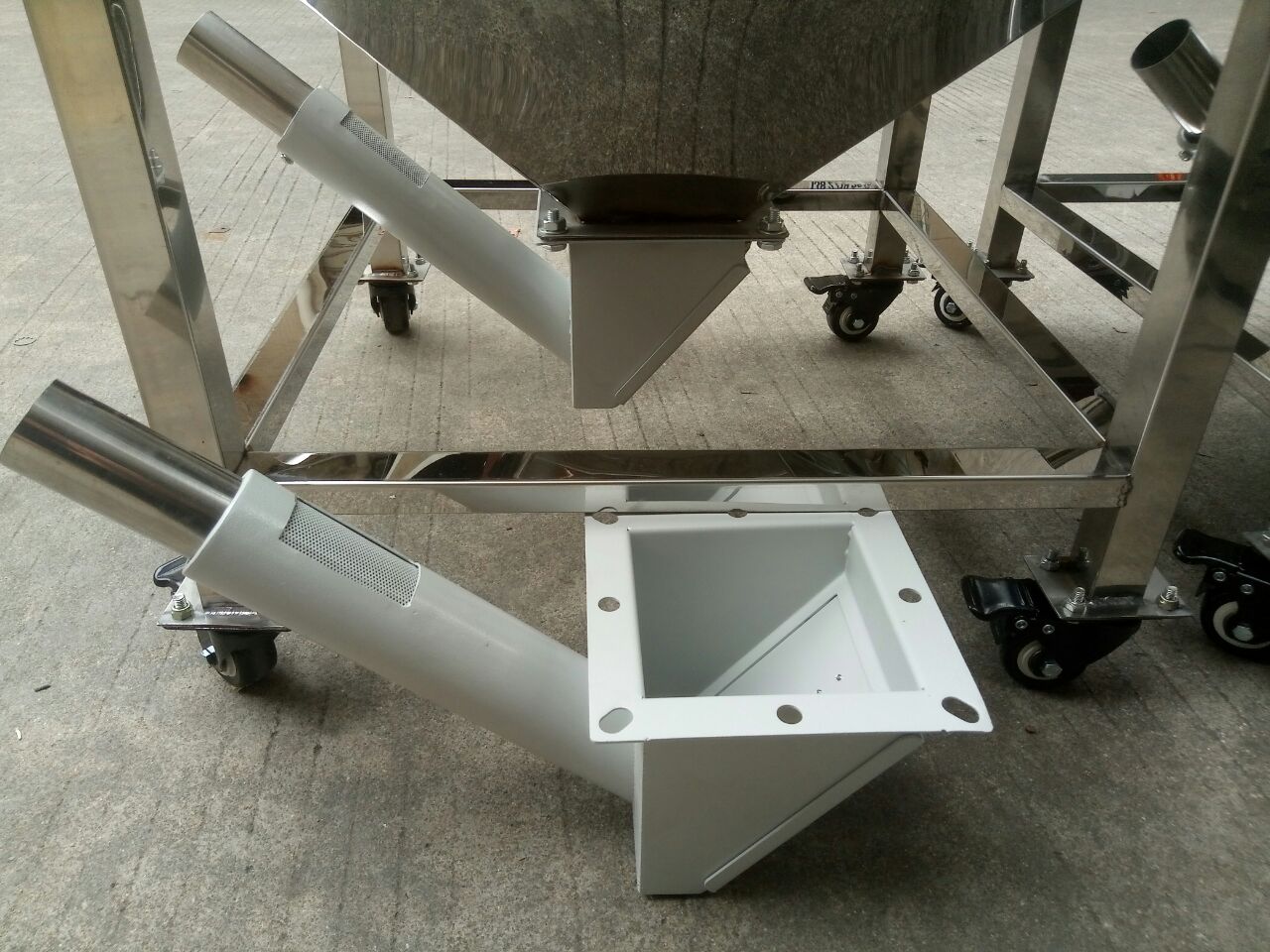 吸料盒干燥機(jī)*吸料盒方形儲(chǔ)料箱*吸料盒