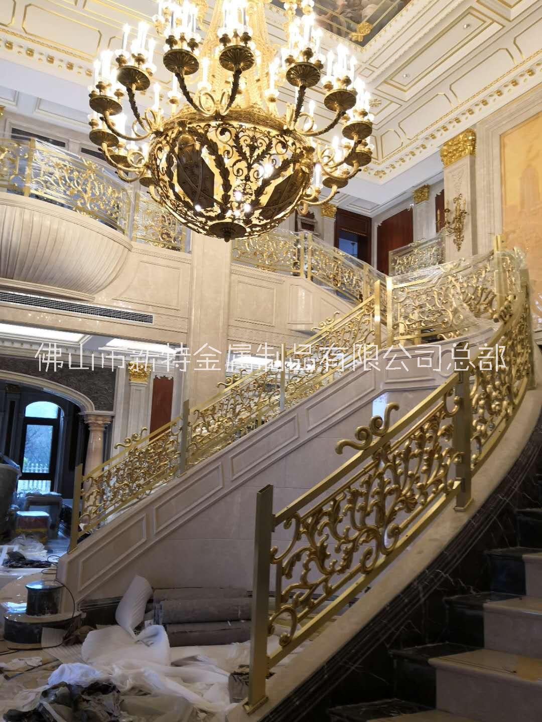 江蘇酒店會所裝修時尚大方鋁合金樓梯扶手效果不差