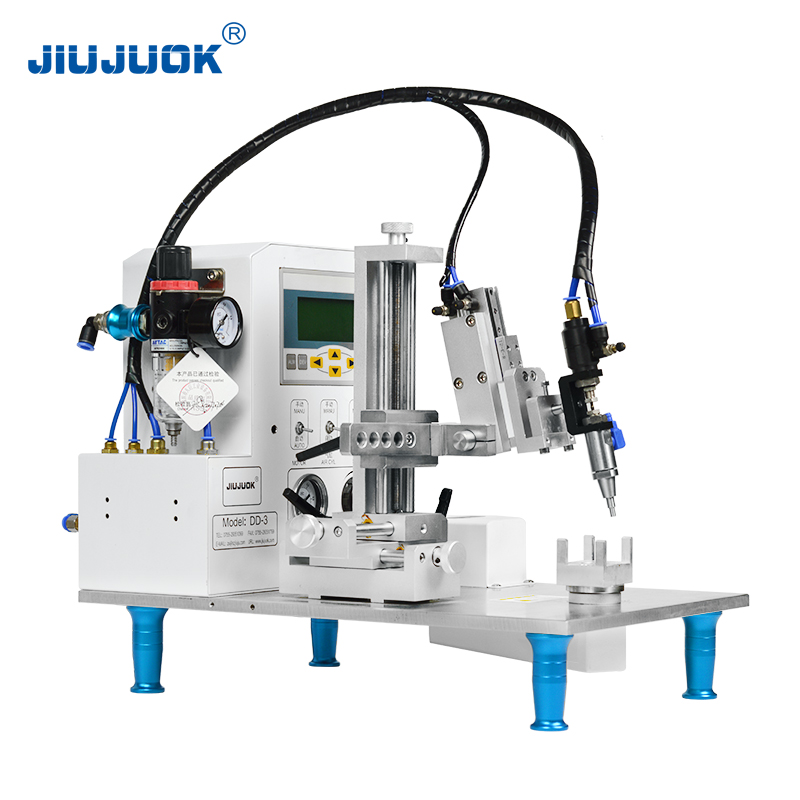 河源自動點膠機(jī)生產(chǎn)廠家 久巨點膠機(jī)供應(yīng)規(guī)格齊全