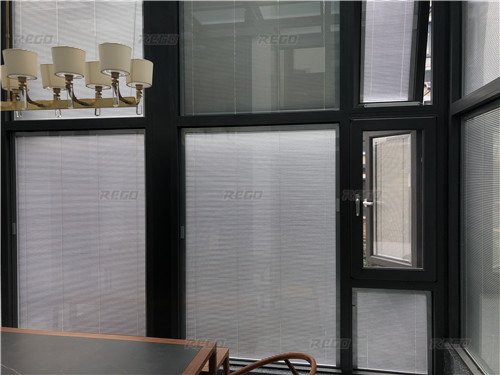 供應(yīng)百葉中空玻璃-手動(dòng)中空百葉玻璃 百葉中空玻璃-手動(dòng)中空百葉玻璃