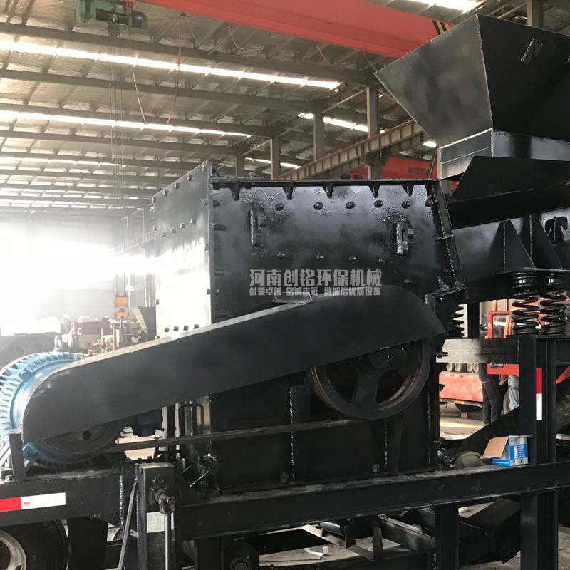 廠家供應(yīng)移動(dòng)破碎站設(shè)備破碎機(jī)大小型