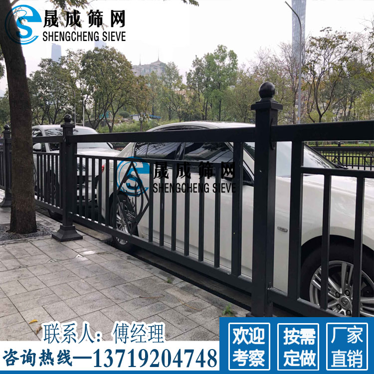 珠海市政道路護(hù)欄 市政交通護(hù)欄 中山黑色市政護(hù)欄加工廠