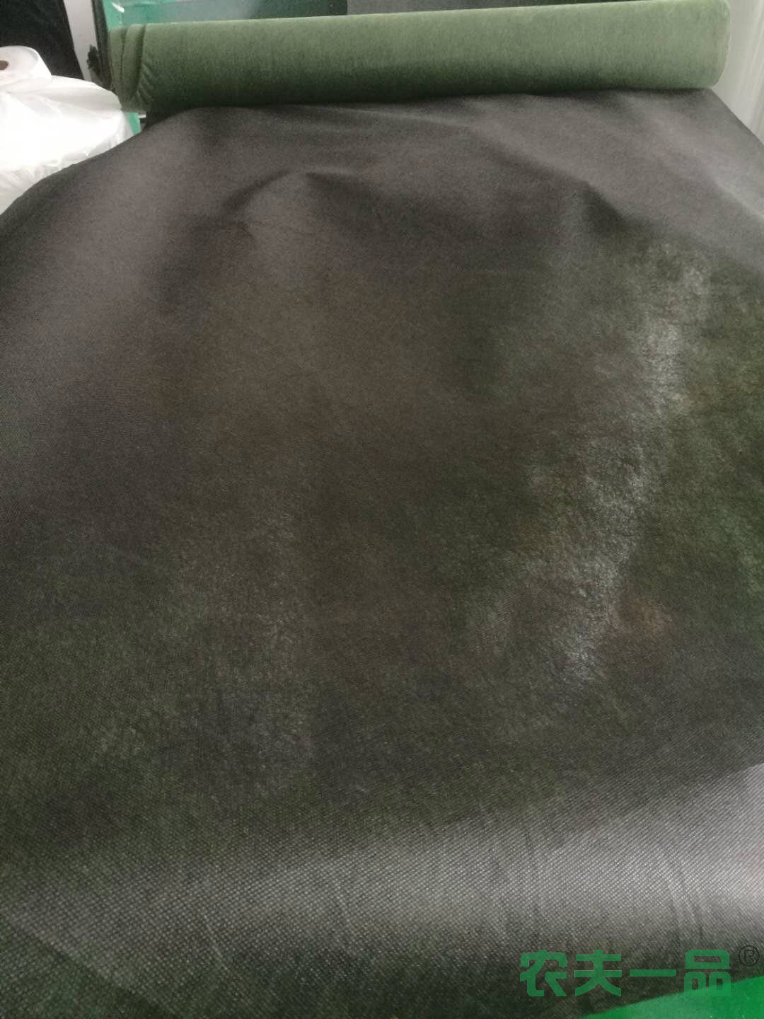 防草布怎么使用？ 地布 地膜