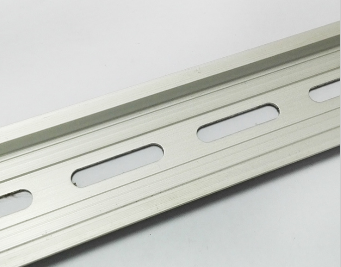 電氣導(dǎo)軌安裝深圳市鋁導(dǎo)軌廠家直銷