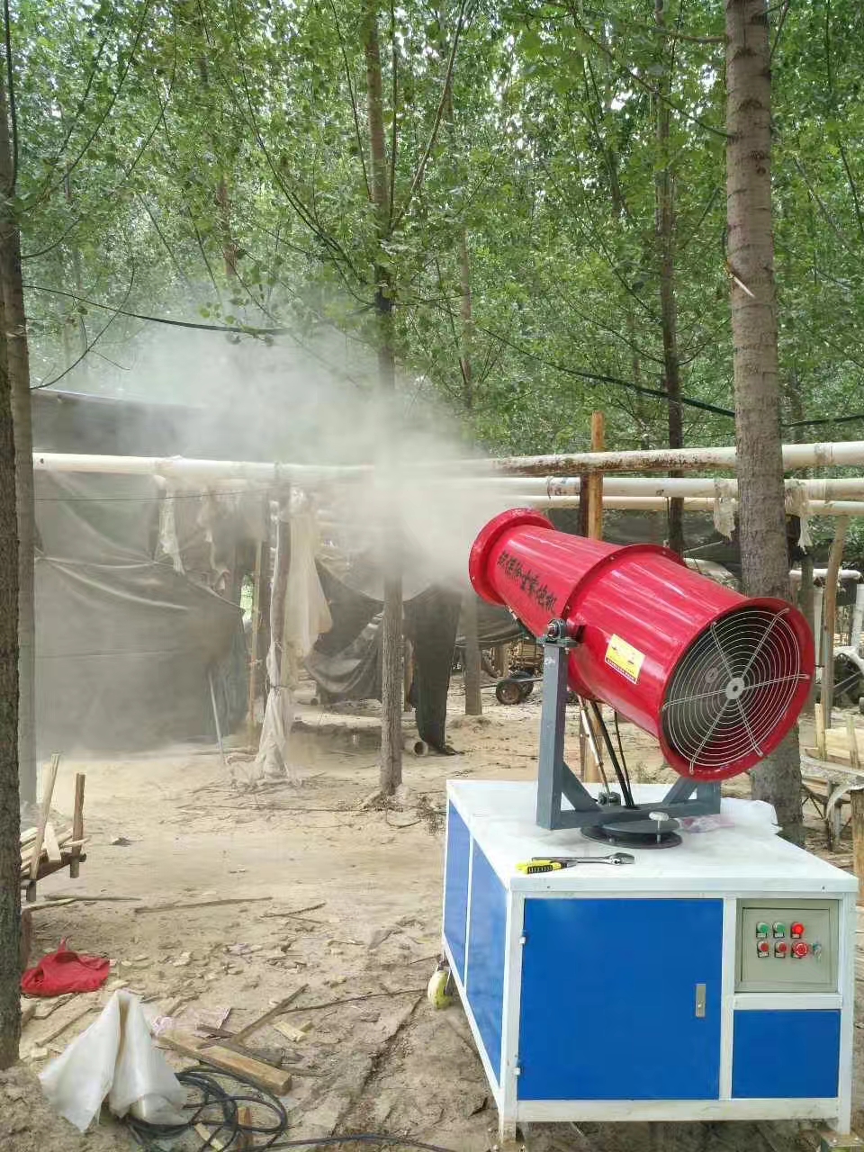 合肥建筑工地渣土車環(huán)保除塵霧炮機