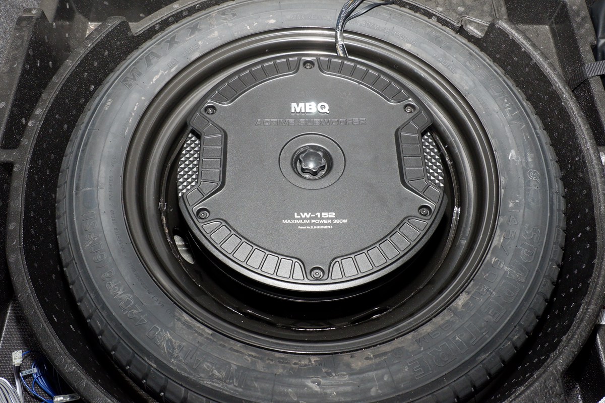 大人敘途觀升級惠威ex650MBQ備胎炮【漳州立佳汽車音響】