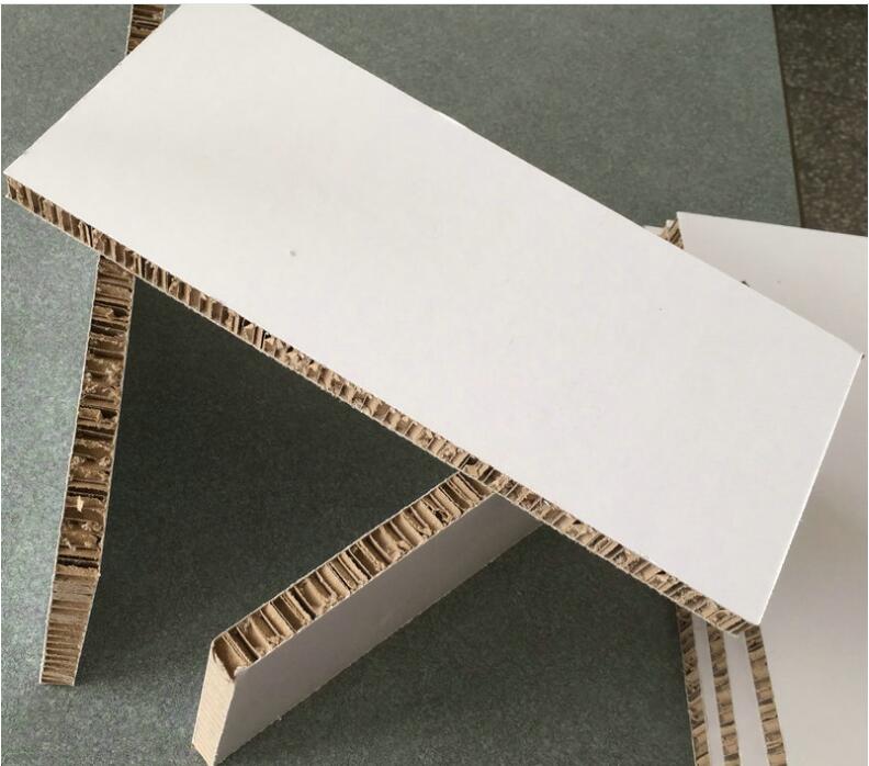 昆山蜂窩包裝箱供貨商，優(yōu)質(zhì)環(huán)保蜂窩紙板生產(chǎn)廠家，蜂窩紙箱批發(fā)價(jià)格