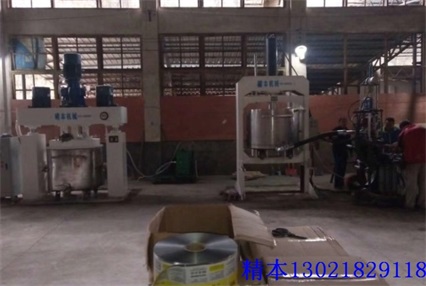 液壓出料機(jī)JBY系列