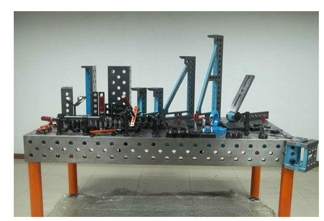 三維焊接工作臺廠家@柳州三維柔性焊接工裝廠家直銷