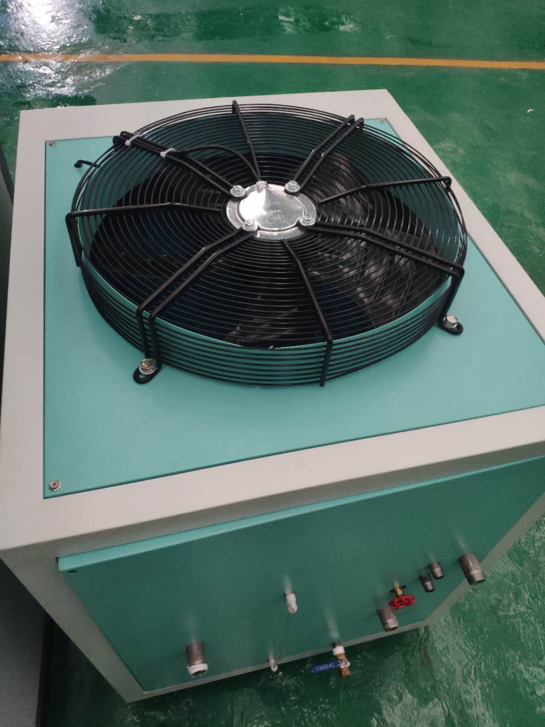 防爆低溫冷水機(jī)組廠家直銷-報(bào)價(jià)