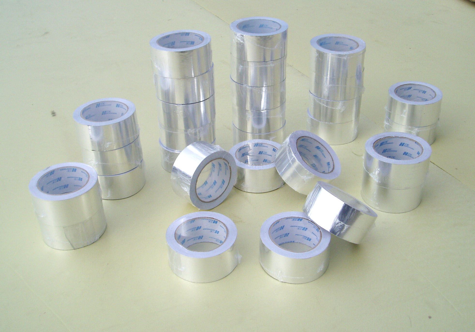 鋁箔膠帶批發(fā)，廠家直銷，廠家批發(fā) 鋁箔膠帶批發(fā)價