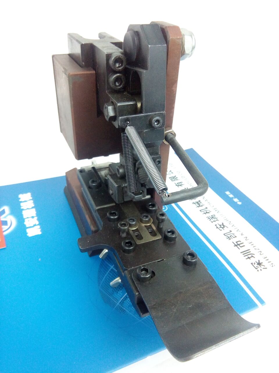 全自動(dòng)靜音端子機(jī) 全自動(dòng)靜音端子機(jī)壓接機(jī)OTP模具