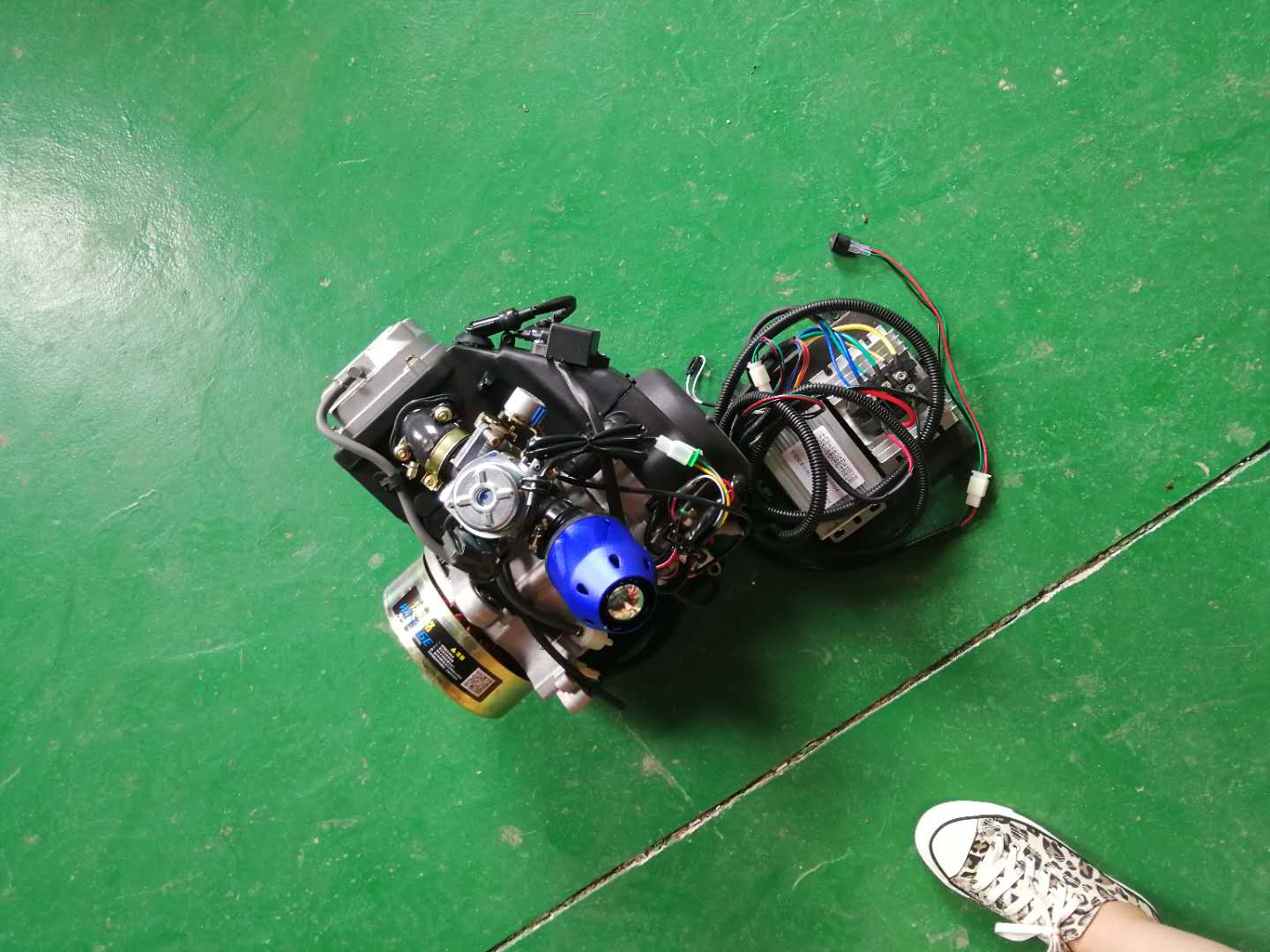 漢斯格智能增程器的主要功能： 電動(dòng)車智能增程器