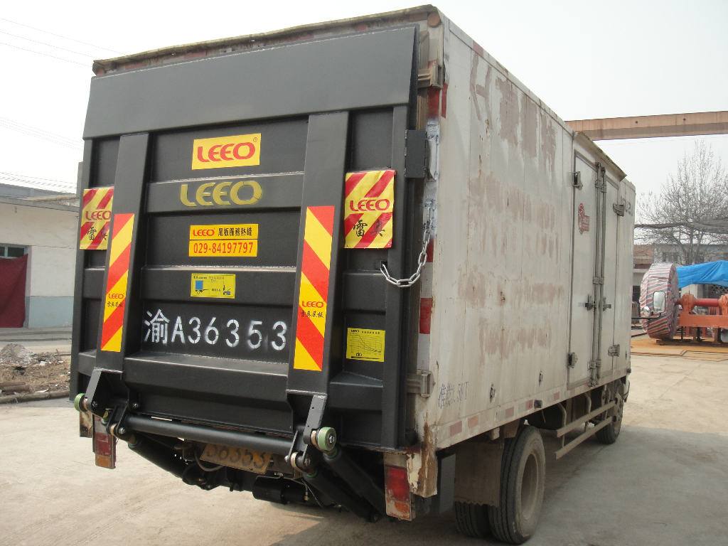 重慶LEEO雷奧汽車(chē)尾板2019新款現(xiàn)貨供應(yīng)，量大從優(yōu)