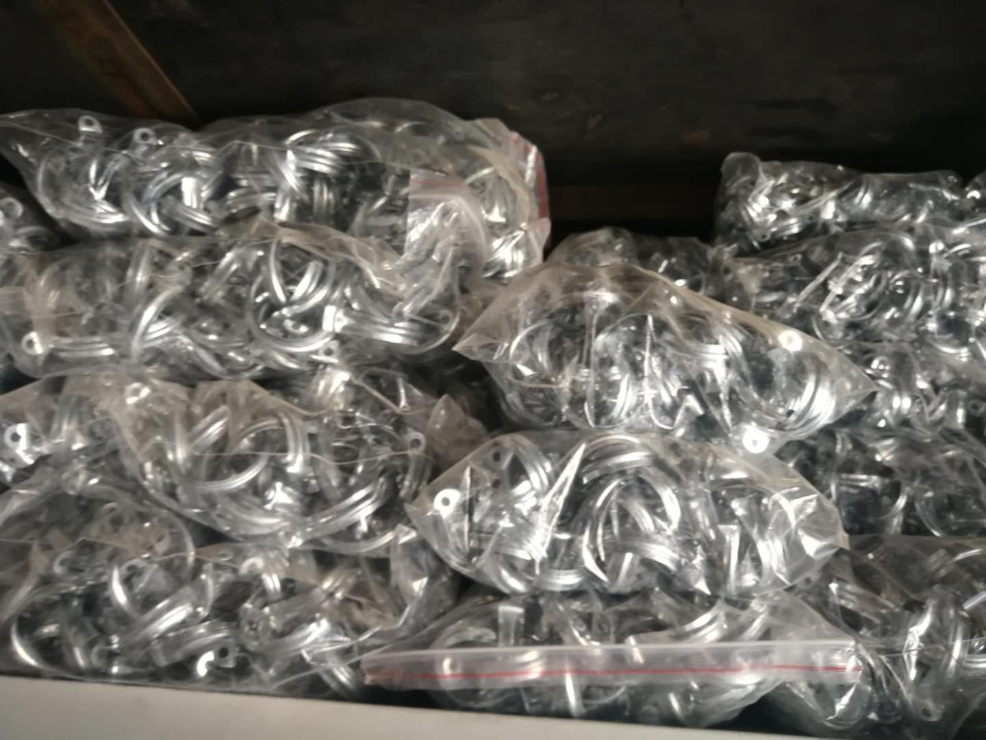 廠家直銷鐵質(zhì)馬鞍卡DN20(4分）品質(zhì)保證