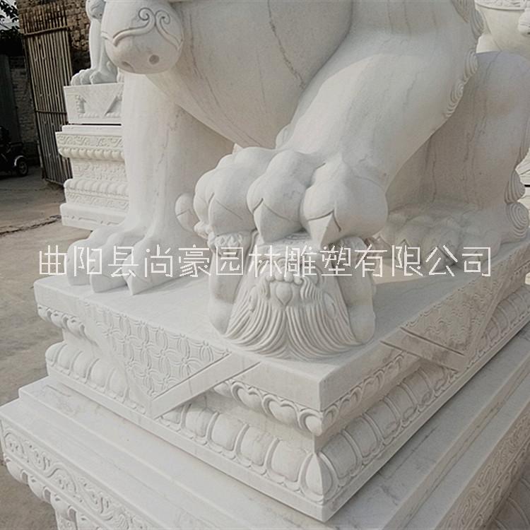漢白玉石獅子價格 石雕獅子報價 門口石獅子多少錢一對 天安門蹲獅子廠家 石雕獅子哪家做得好
