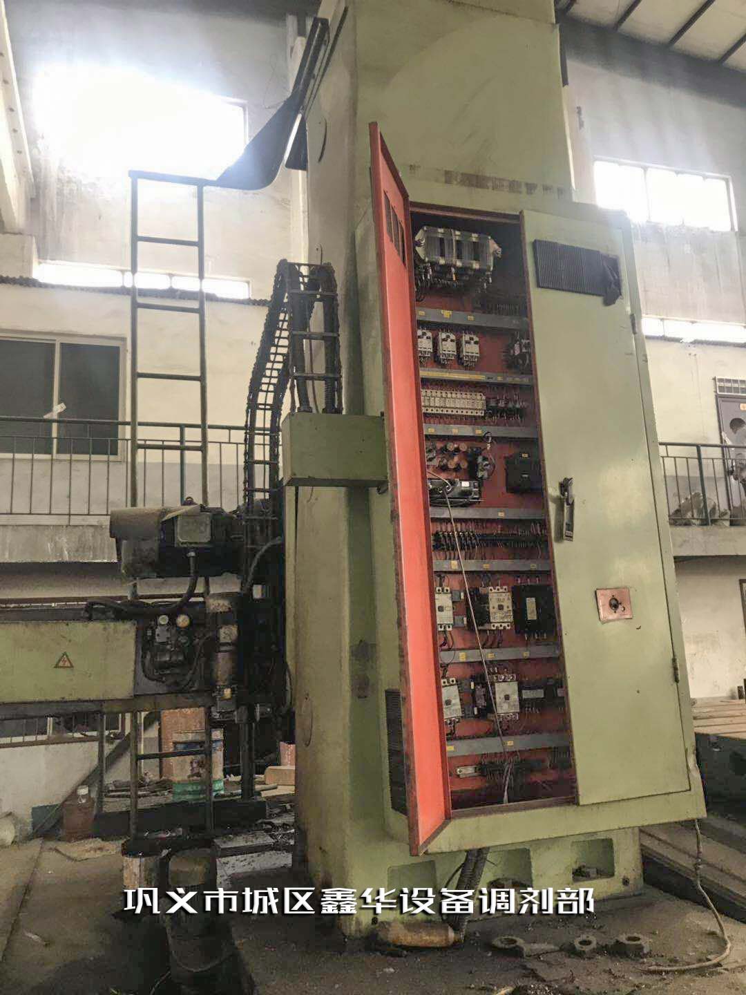 處置二手?jǐn)?shù)顯落地銑鏜床TX6213蕪湖130型