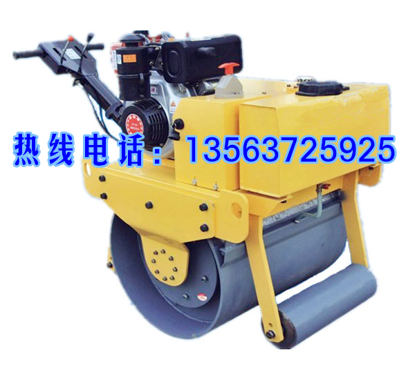 山東廠家*大輪手扶壓路機(jī)重型手扶壓路機(jī)
