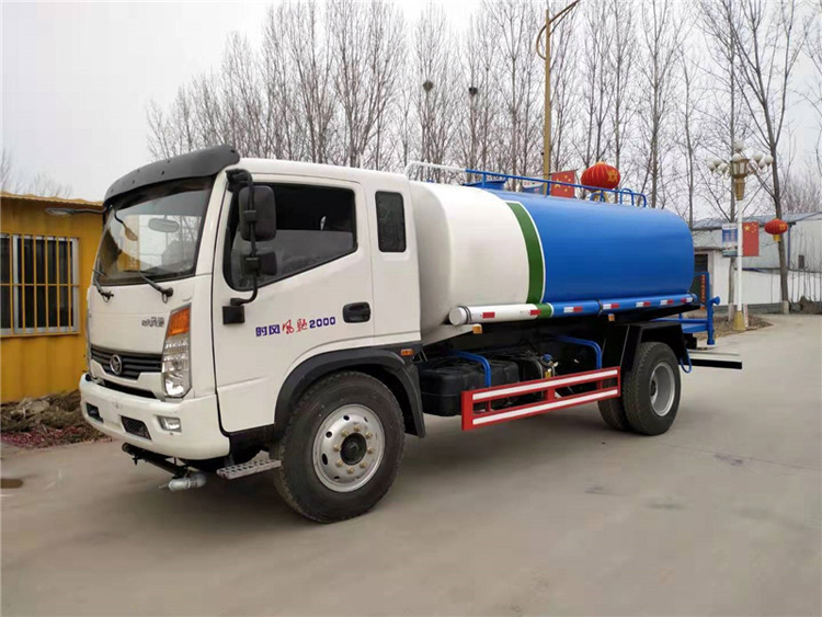 湖南時風風馳1800型10噸灑水車城鎮(zhèn)鄉(xiāng)村街道工地灑水車綠化車 時風灑水車多功能灑水車