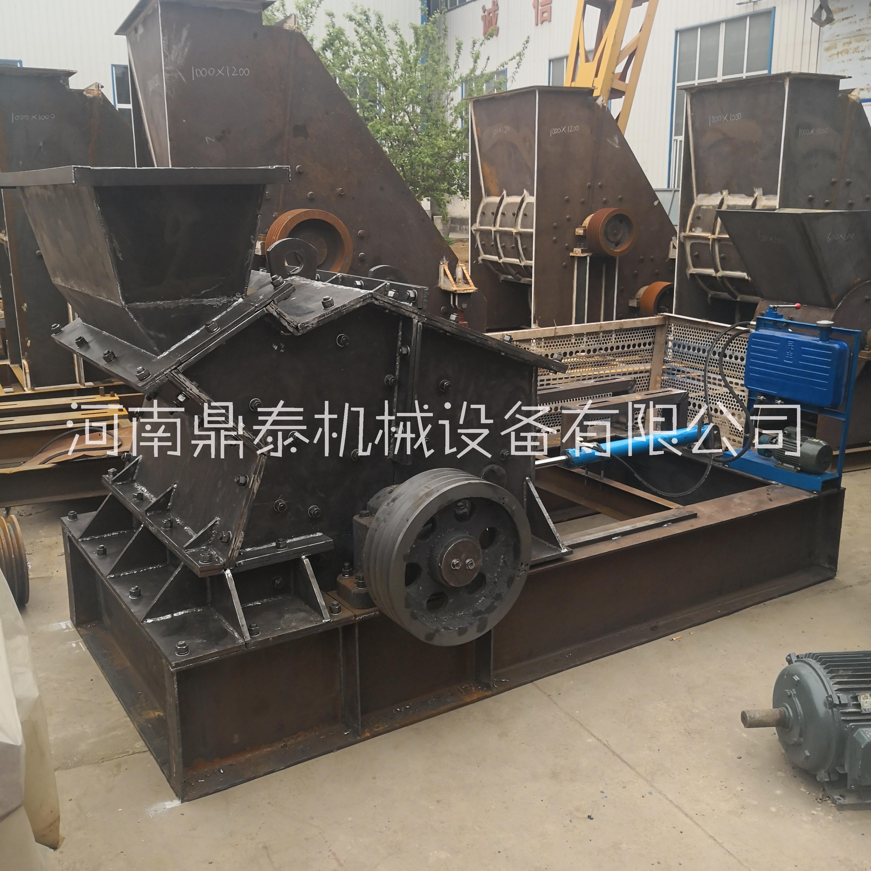 河南鼎泰機(jī)械-移動(dòng)制砂機(jī)-破碎機(jī)