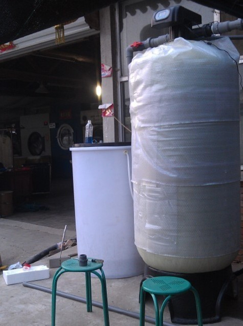 駐馬店廠家供應防止鍋爐結(jié)垢軟化水設(shè)備 陽離子交換除鈣鎂防止結(jié)垢