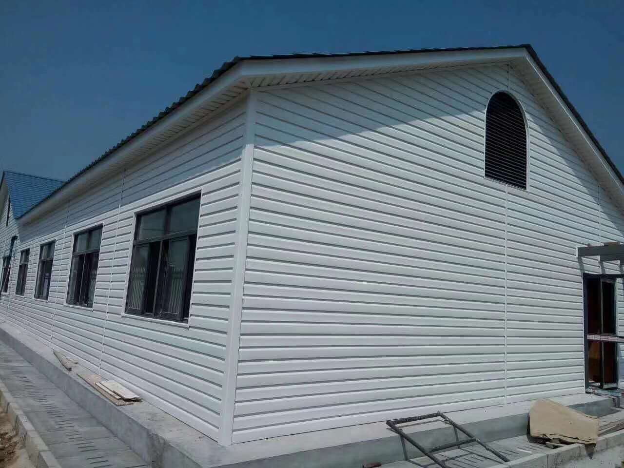 外墻裝飾材料 新型pvc飾面板舊房改造房屋外墻仿木紋彩色扣板