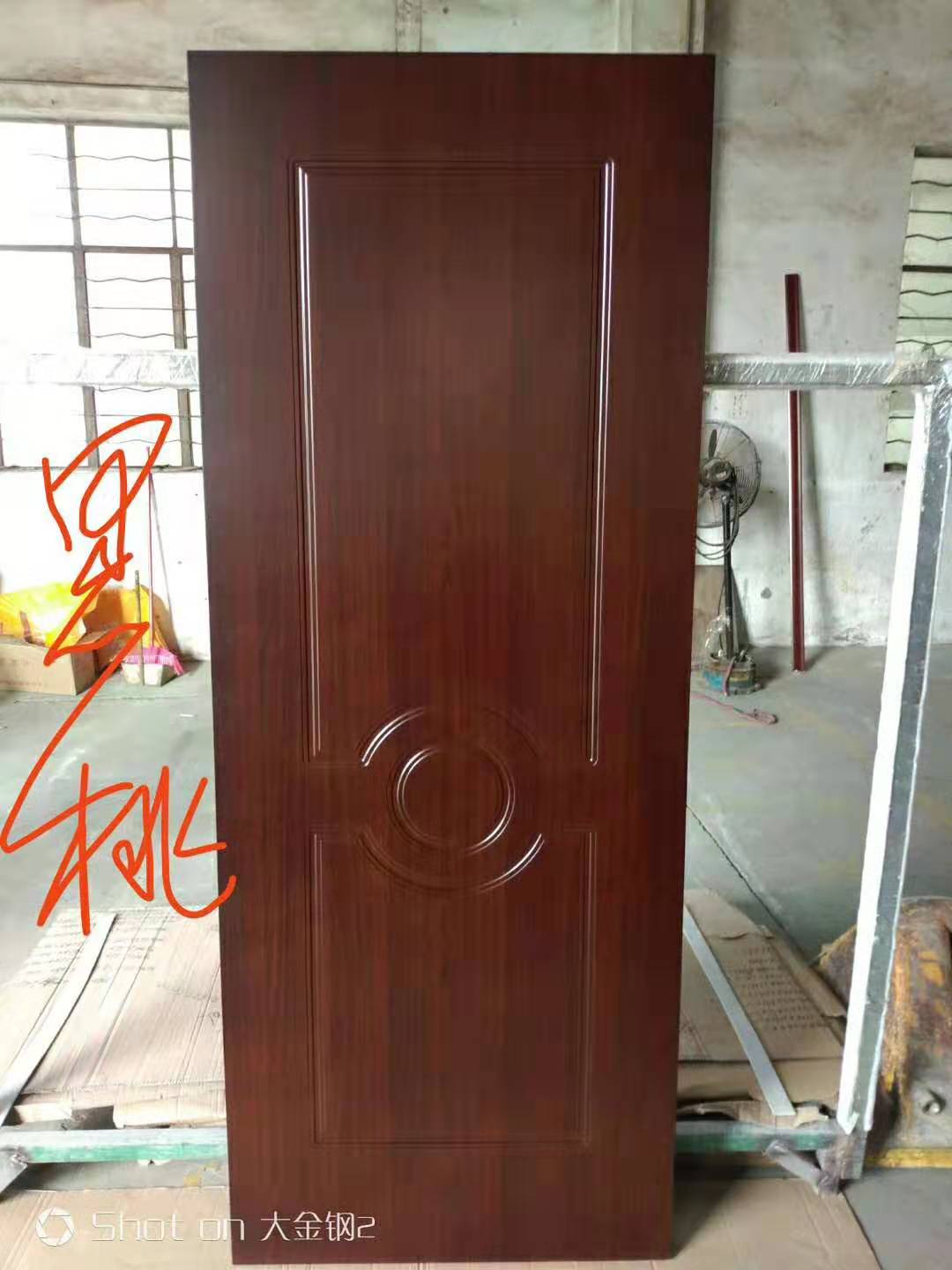 雕花復合烤漆門/室內(nèi)實木復合烤漆門