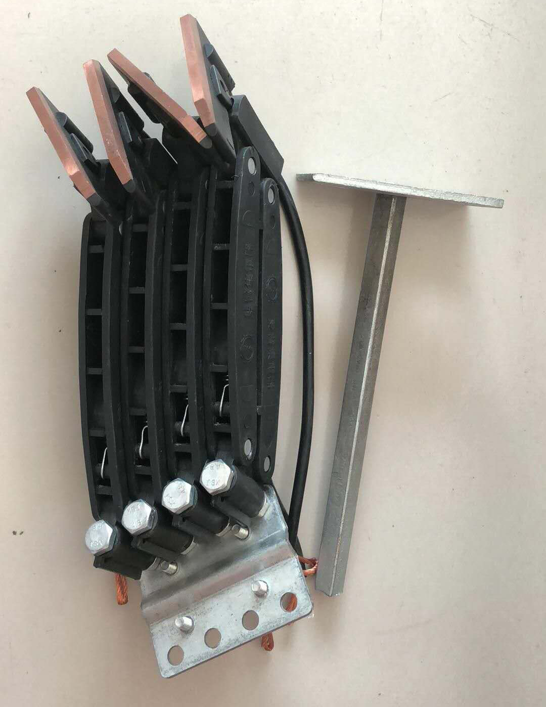 供應 行車碳刷 起重機碳刷 集電器碳刷行車碳刷起重機碳刷