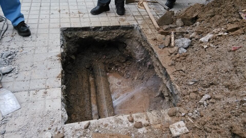 東莞地下金屬管漏水檢測維修 東莞地下管網(wǎng)查漏維修 管道換管