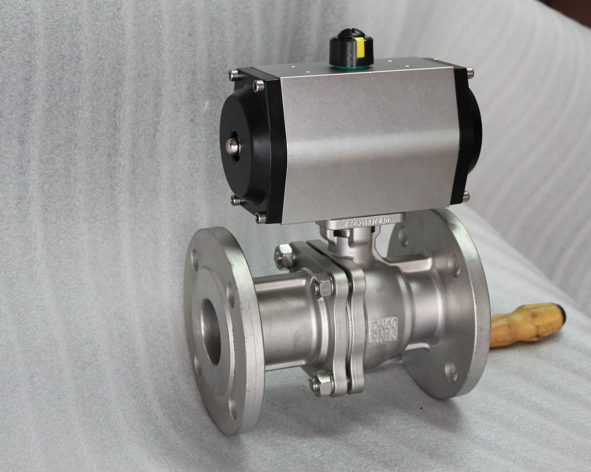 氣動球閥Q641F-16P 氣動法蘭球閥Q641F-16P