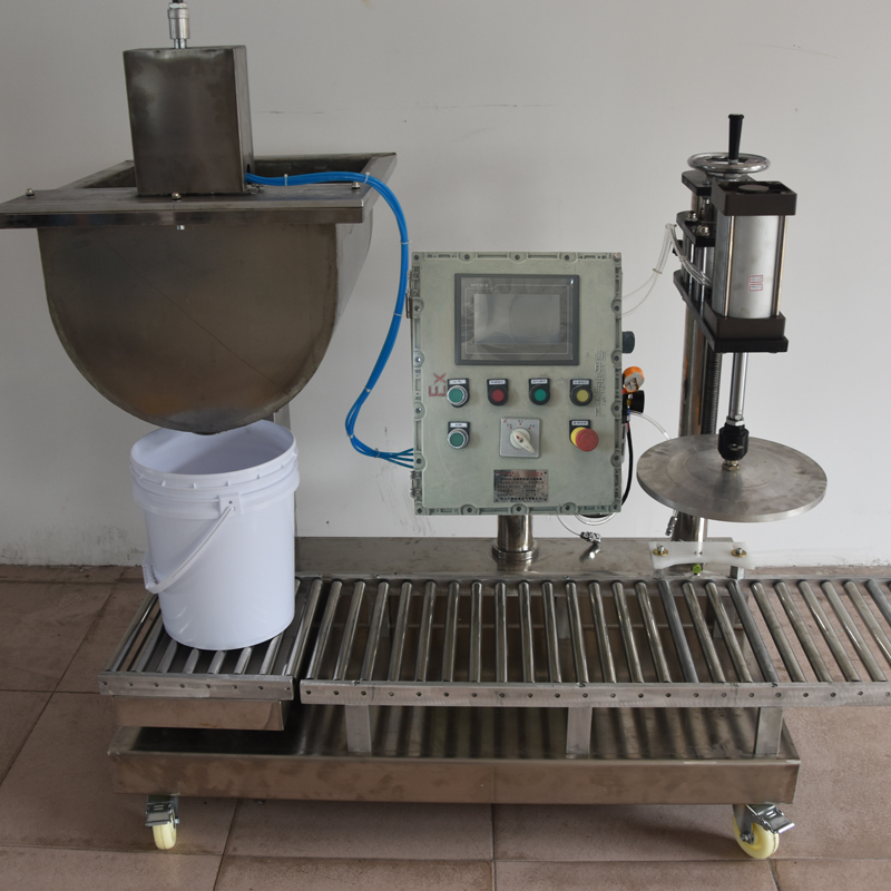 XSH-D12C斗式觸屏灌裝機(jī) 定量灌裝 自動(dòng)壓蓋