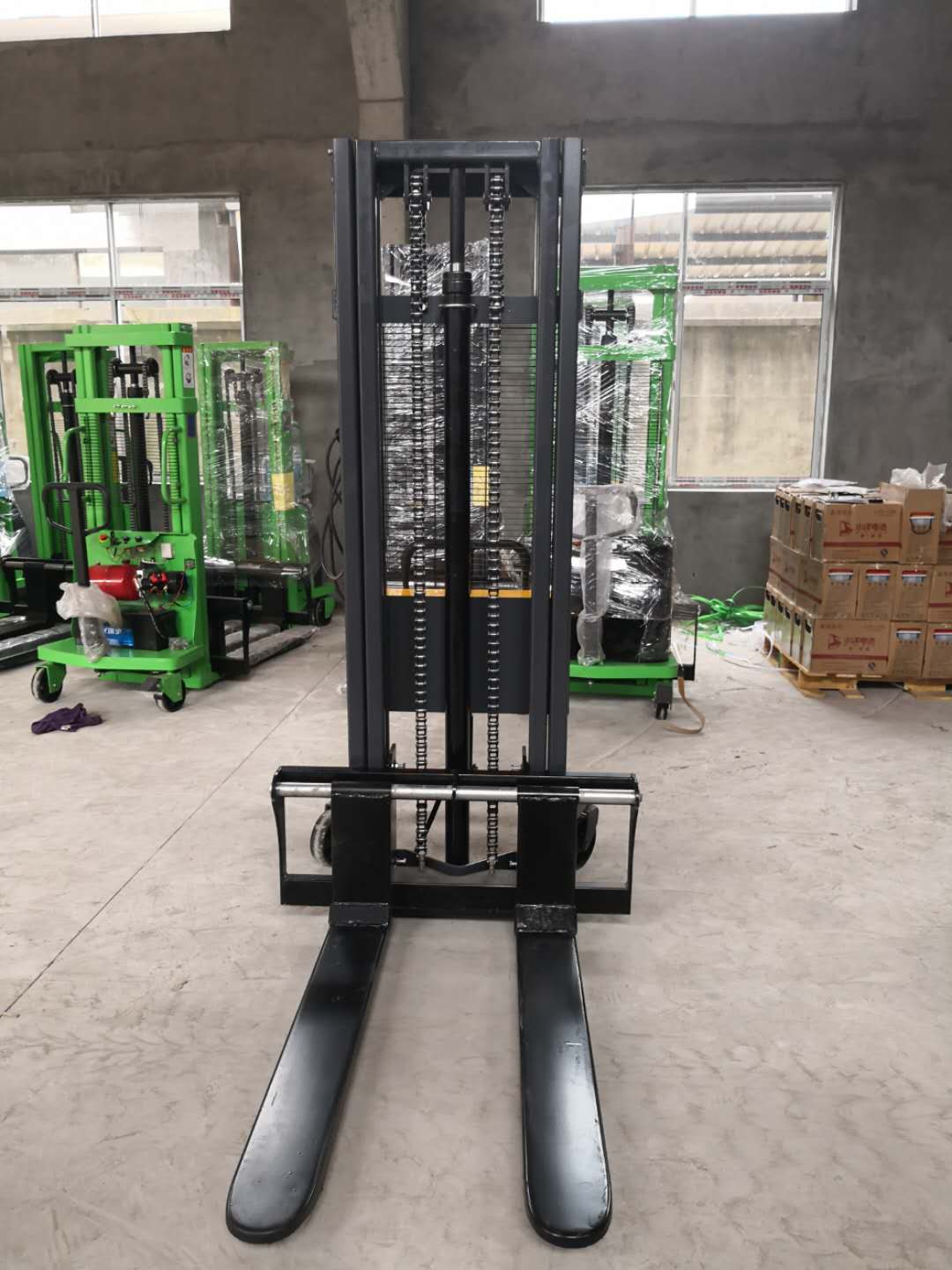 江蘇插電式全電動堆高車廠家直銷 插電式電動堆高車