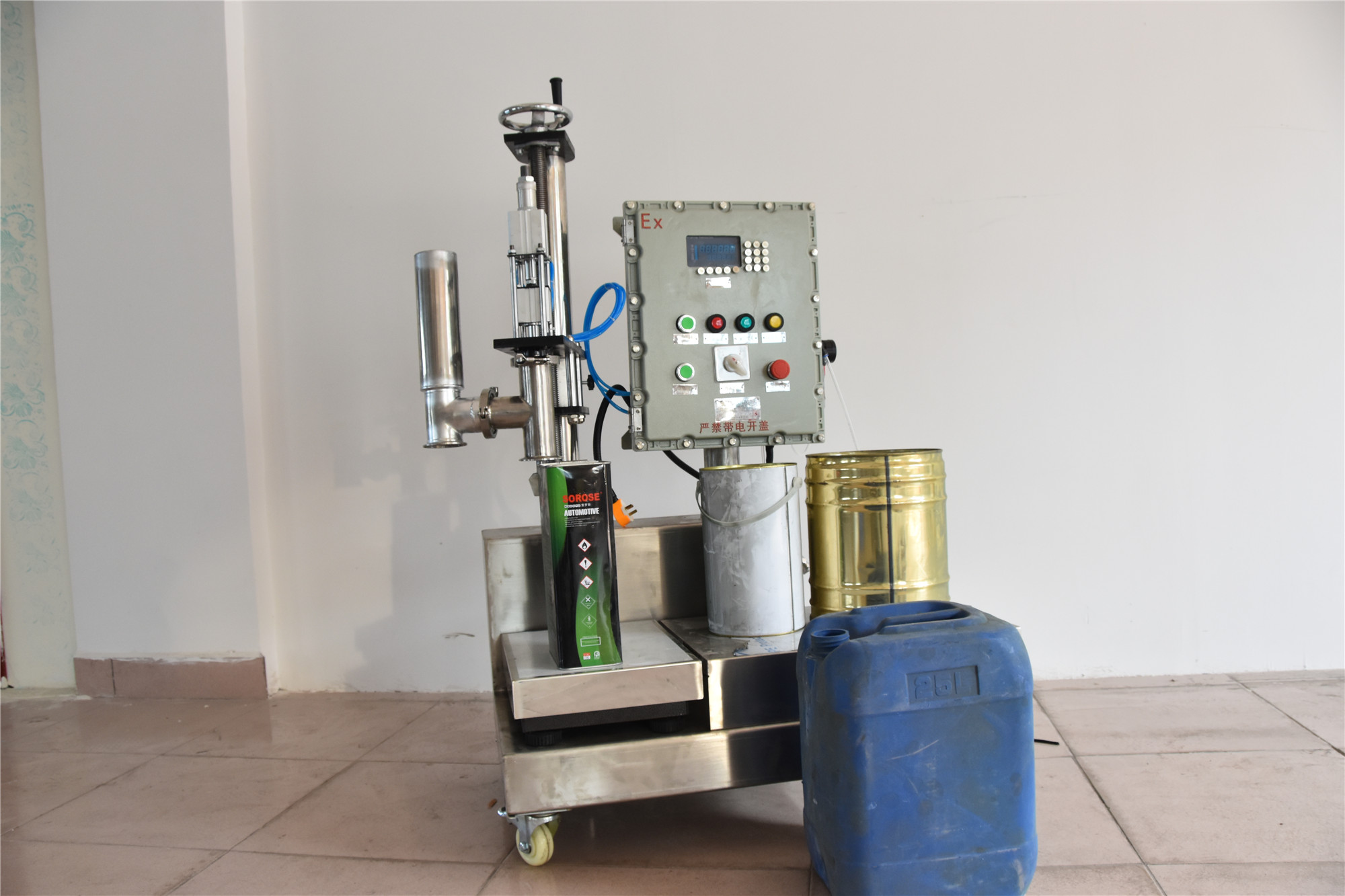 XSH-G6P平板管道式灌裝機(jī)   定量自動(dòng)灌裝