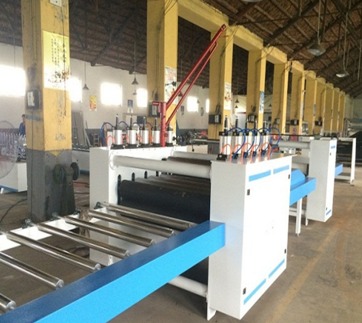 蜂窩紙板生產(chǎn)線 蜂窩機(jī)械視頻 蜂窩拉伸紙機(jī)械 蜂窩板生產(chǎn)機(jī)械 蜂窩包裝機(jī)械  門業(yè)蜂窩紙心機(jī)械