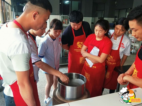 東莞萬(wàn)江學(xué)石磨腸粉做法哪家專業(yè)