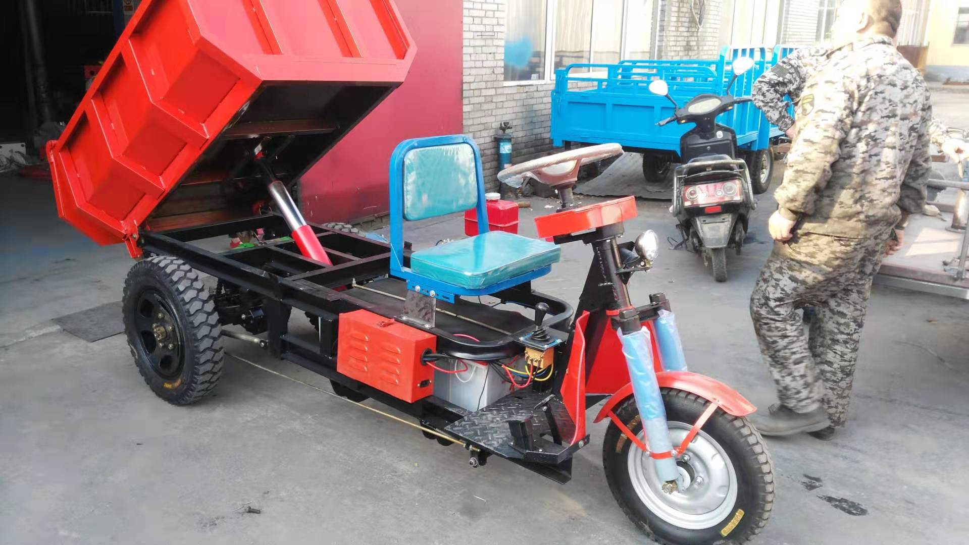 2T大功率電動防爆工程三輪車參數(shù) 三輪車廠家