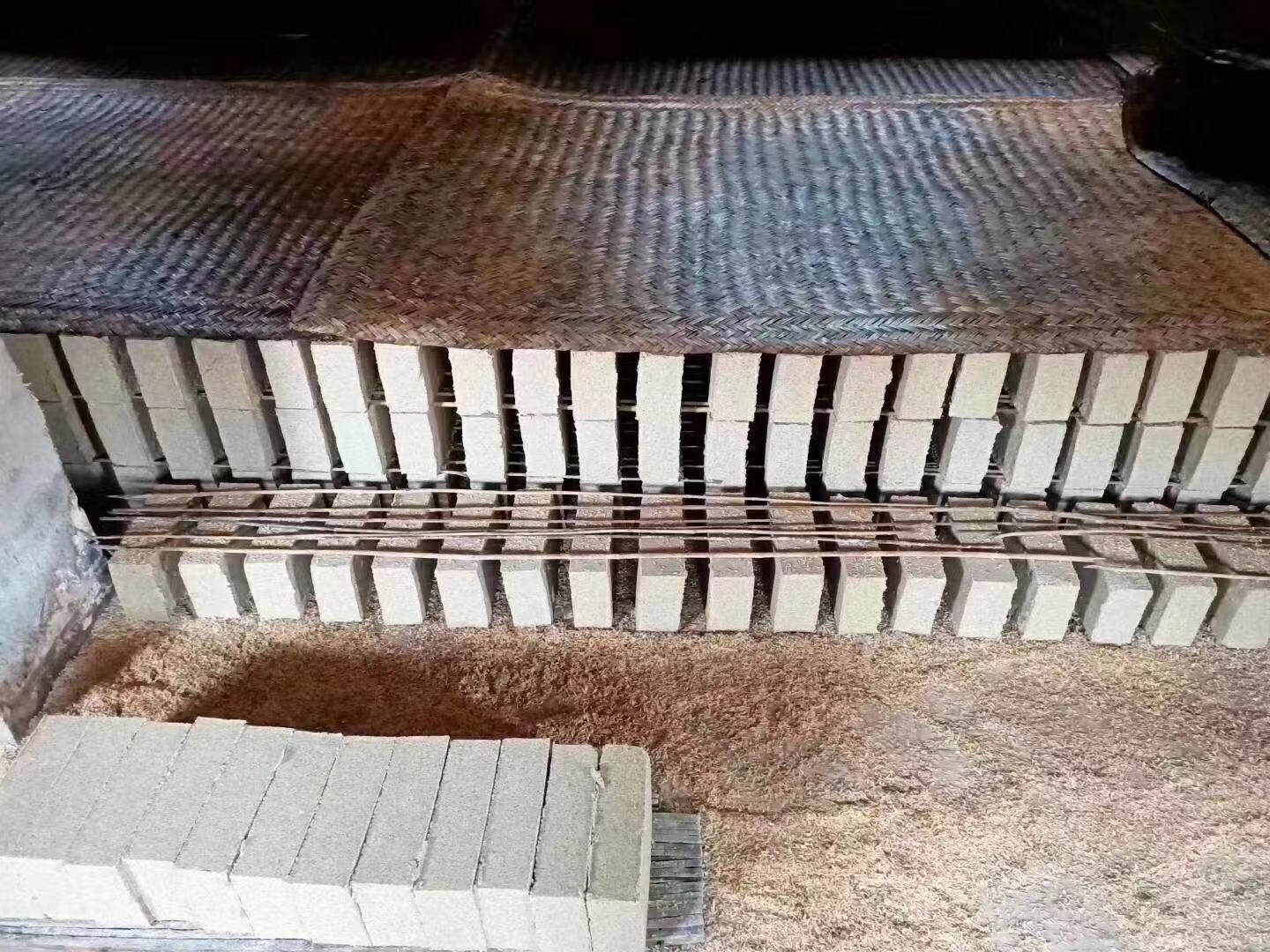 白酒貼牌的注意了