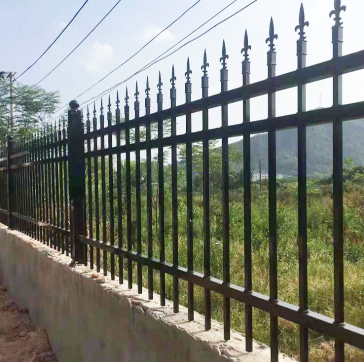 小區(qū)鋁藝護(hù)欄別墅庭院鋁合金圍墻圍欄學(xué)校鋁藝防護(hù)欄桿柵欄可定制 鋁合金圍欄