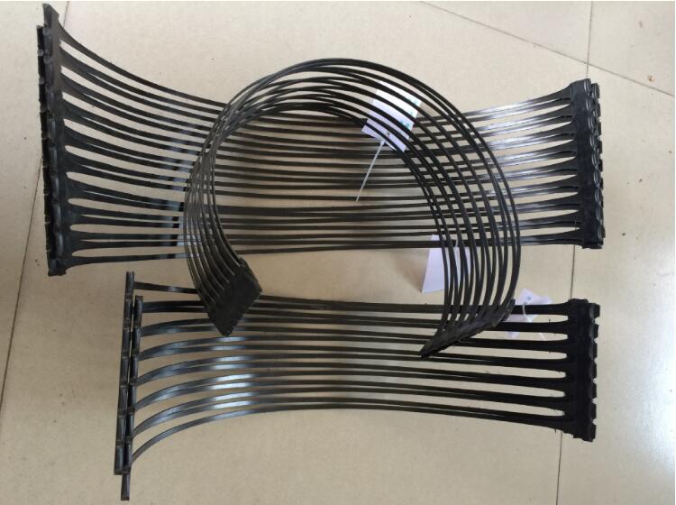 山東單向塑料土工格柵廠家直銷單向塑料土工格柵報(bào)價(jià)電話