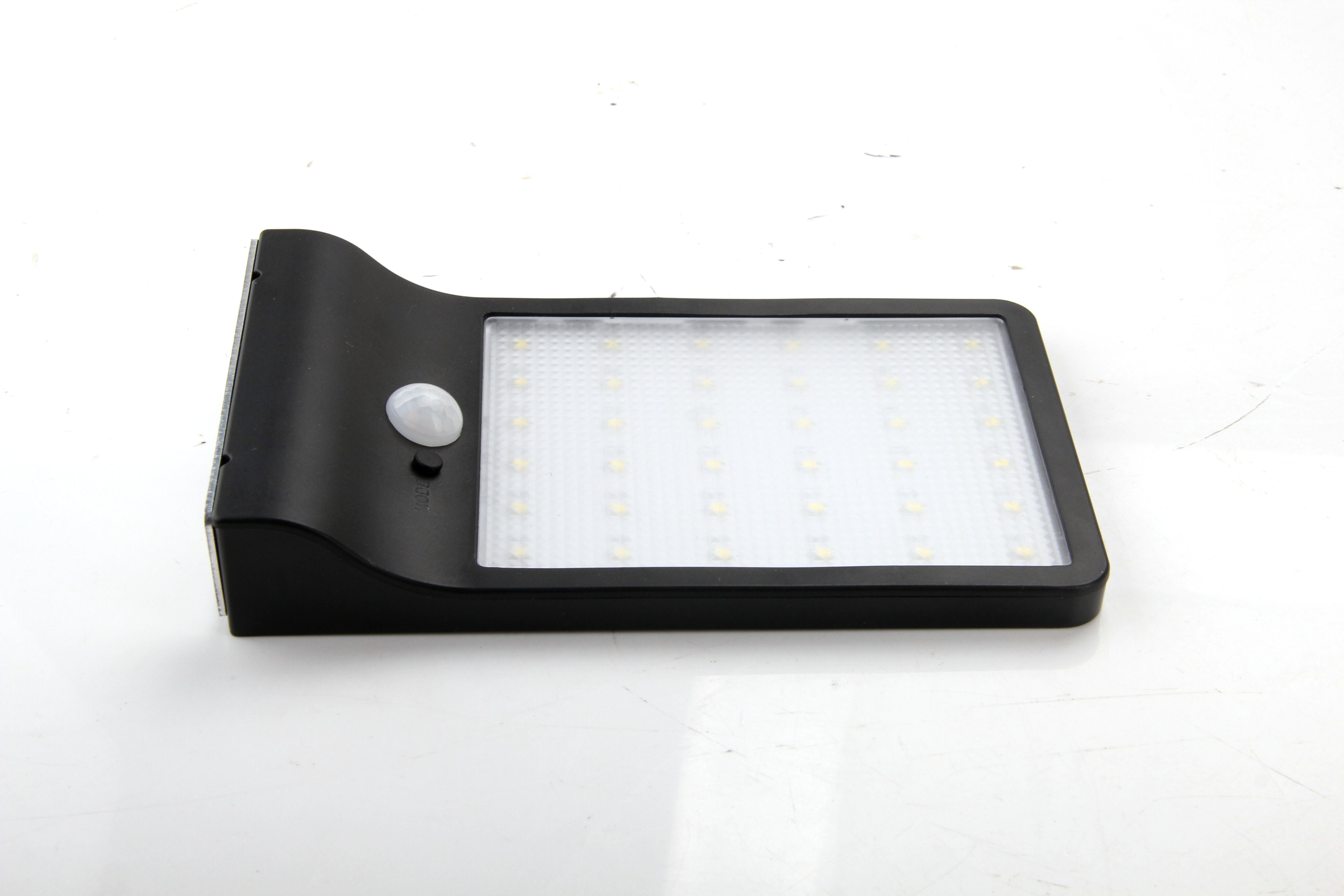 亞馬遜爆款太陽能壁燈戶外防水花園庭院燈超薄黑色帶桿人體感應(yīng)燈 太陽能人體感應(yīng)燈