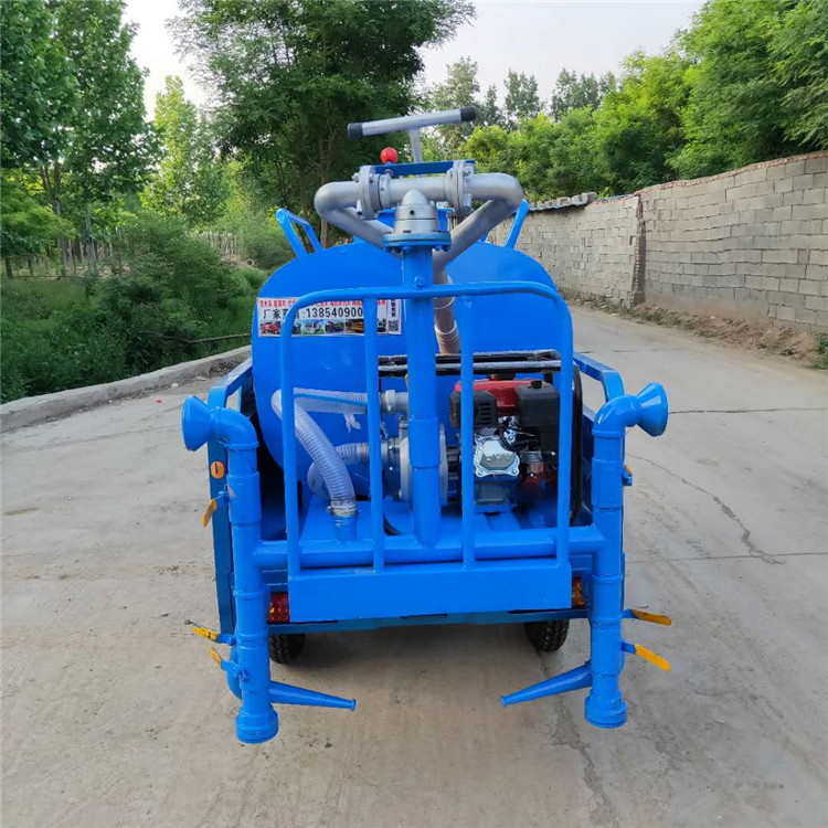 農(nóng)用三輪灑水車供應(yīng)商/山東五征三輪霧炮灑水車廠家，五征三輪霧炮灑水車供應(yīng)商