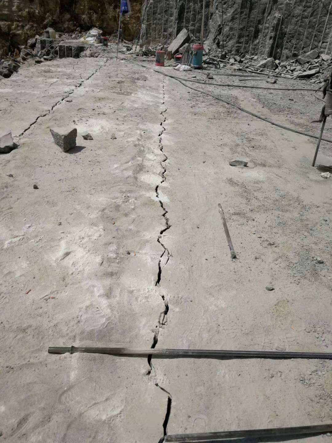 云南無聲膨脹劑批發(fā)商