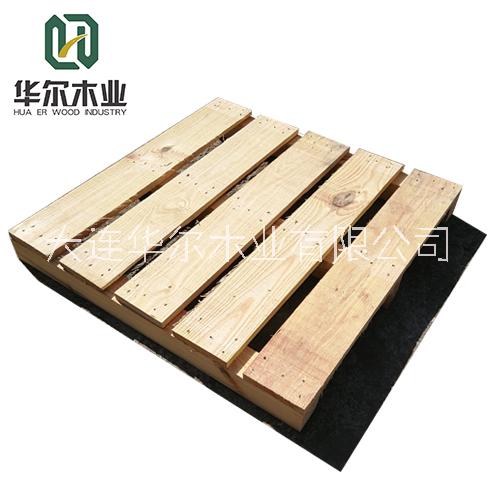 加工定做出口使用熏蒸木托盤(pán) 承重高結(jié)實(shí)耐用的松木托盤(pán)