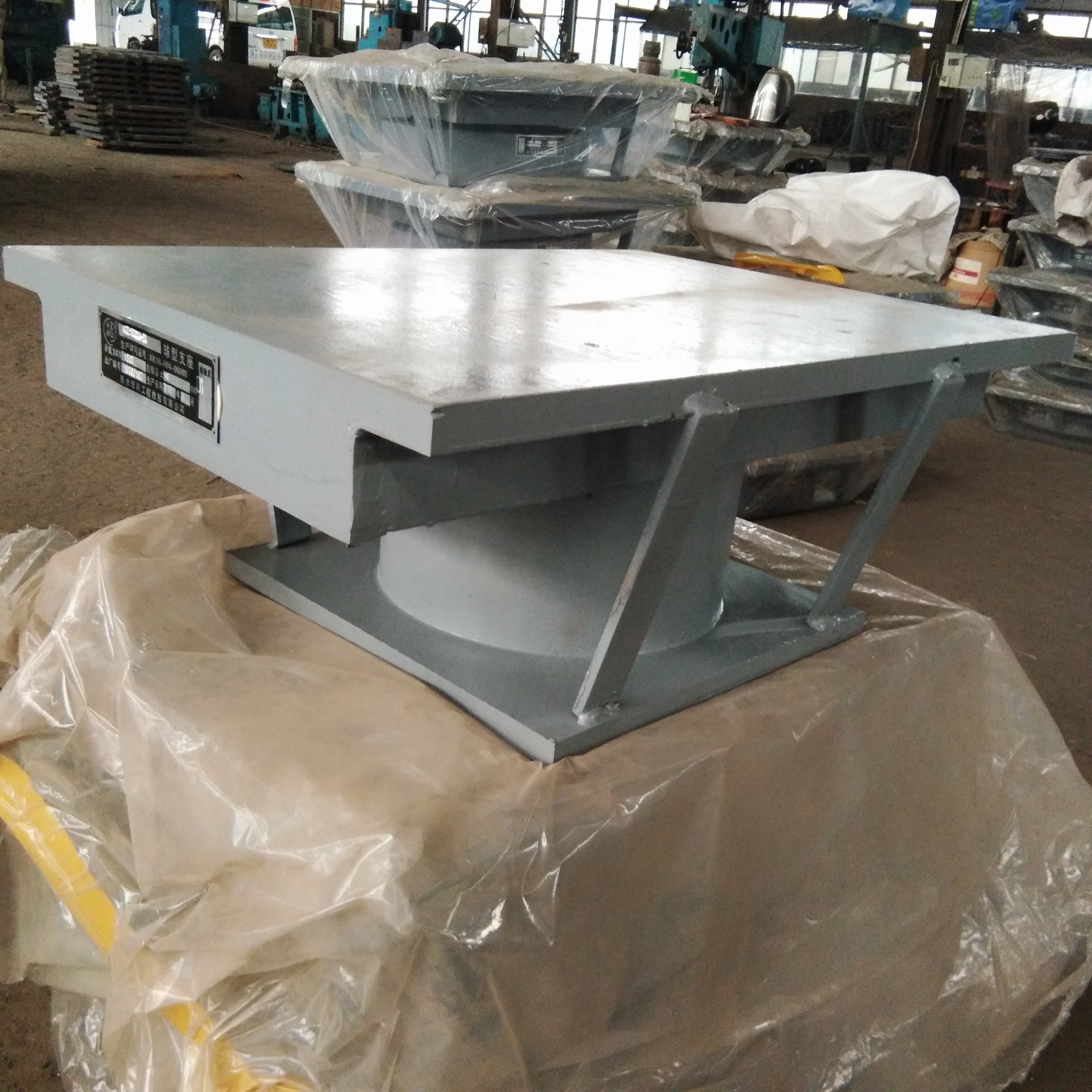 鋼結(jié)構(gòu)網(wǎng)架球型鋼支座KQZ價(jià)格