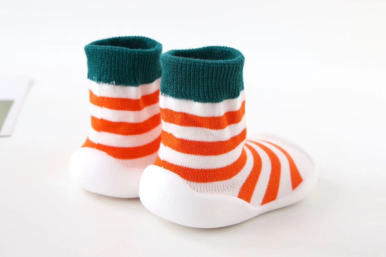 廠家直銷(xiāo)2019新款抗震不變形 寶寶*地板鞋