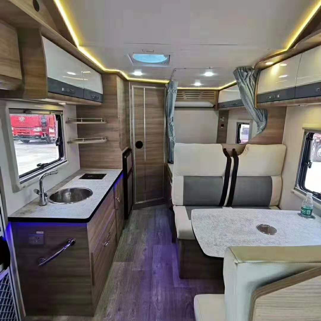 自動擋、高性價比---大通C房車