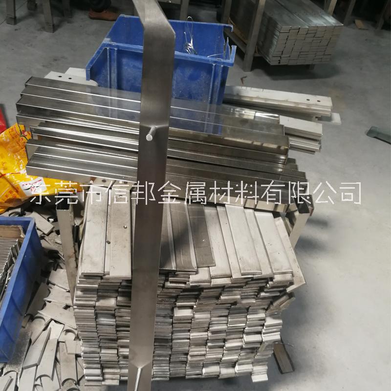 不銹鋼陽臺立柱 304不銹鋼玻璃立柱價(jià)格 用途