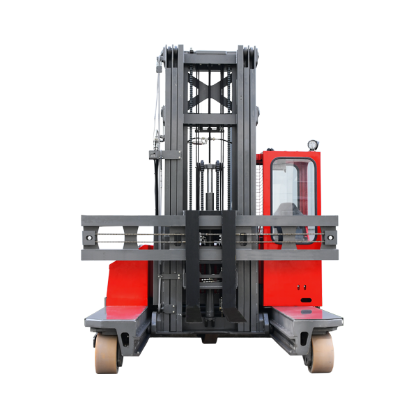 萬(wàn)向叉車具備多向行駛和原地回轉(zhuǎn)功能 叉取長(zhǎng)條型的貨物的搬運(yùn)能手